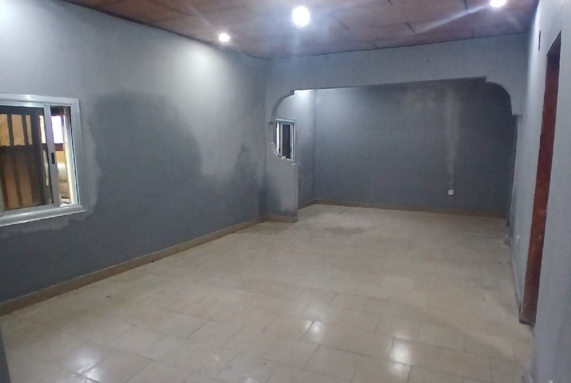 Appartement 2 chambres avec forage à louer à Nongo Kiroty