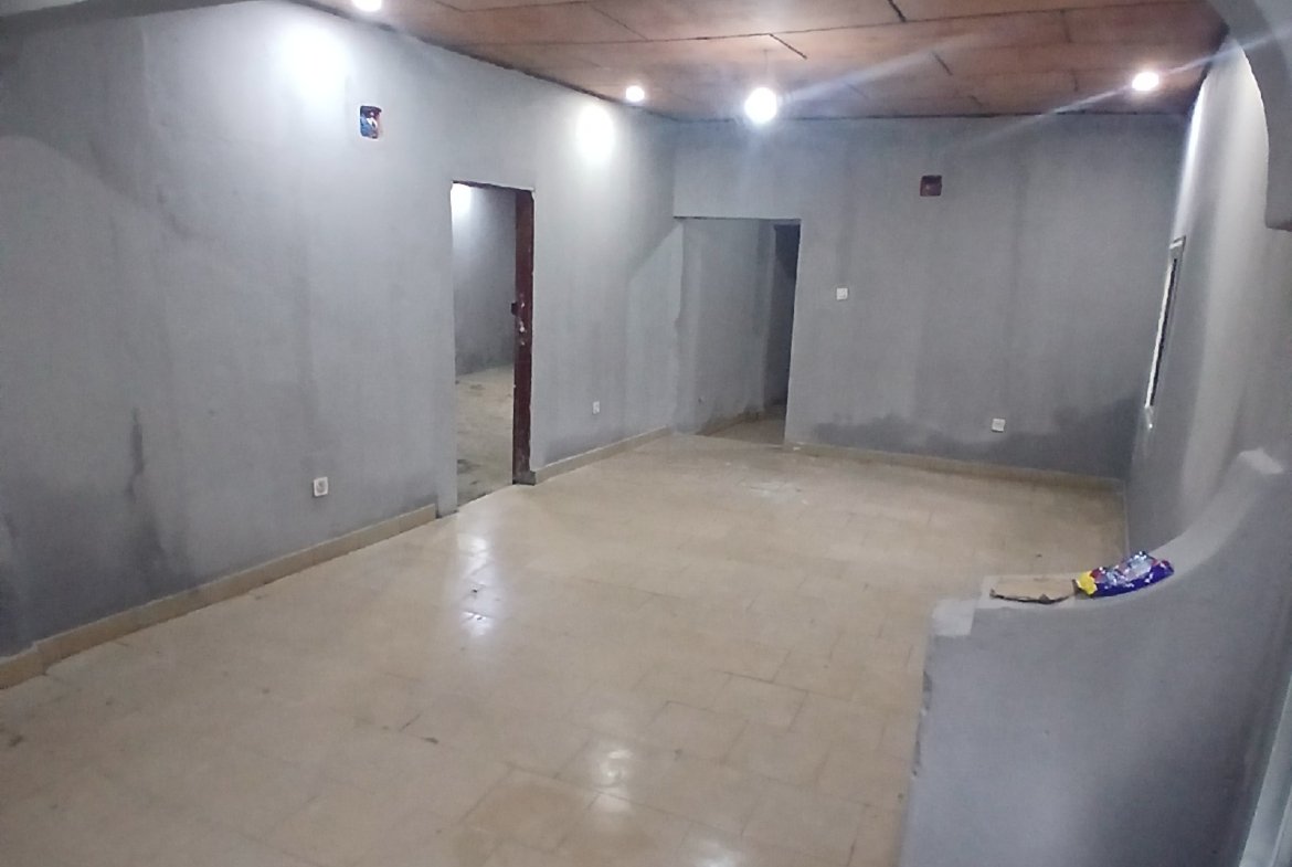 Appartement 2 chambres avec forage à louer à Nongo Kiroty