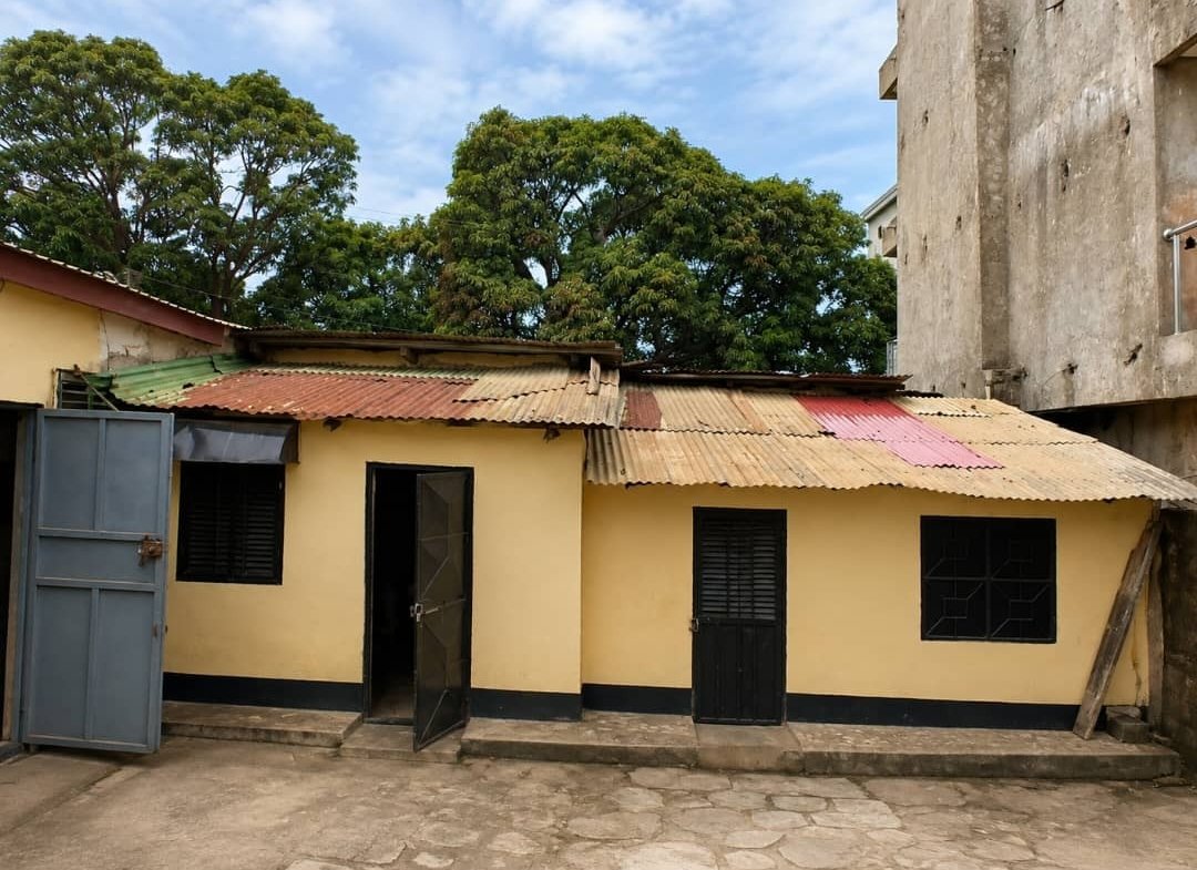 Terrain de 80 m² en bail à Nongo Kiroty